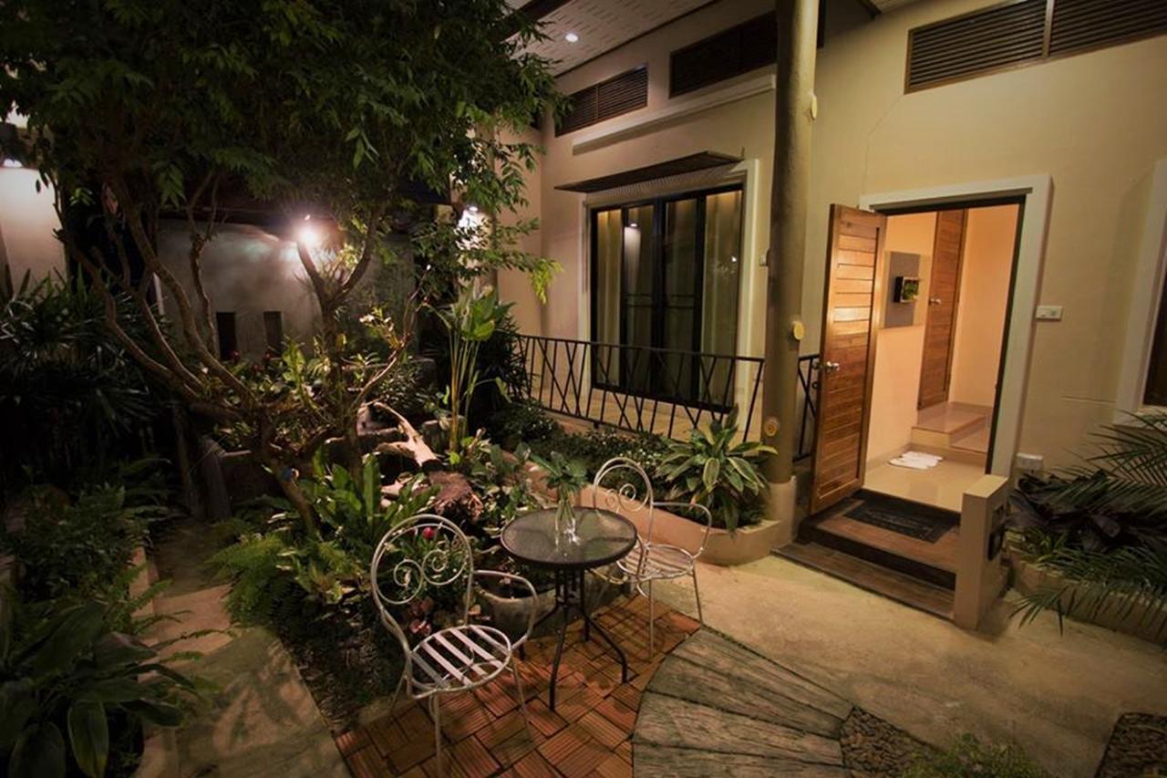Casa Malee Hotel Chiang Mai Exterior photo