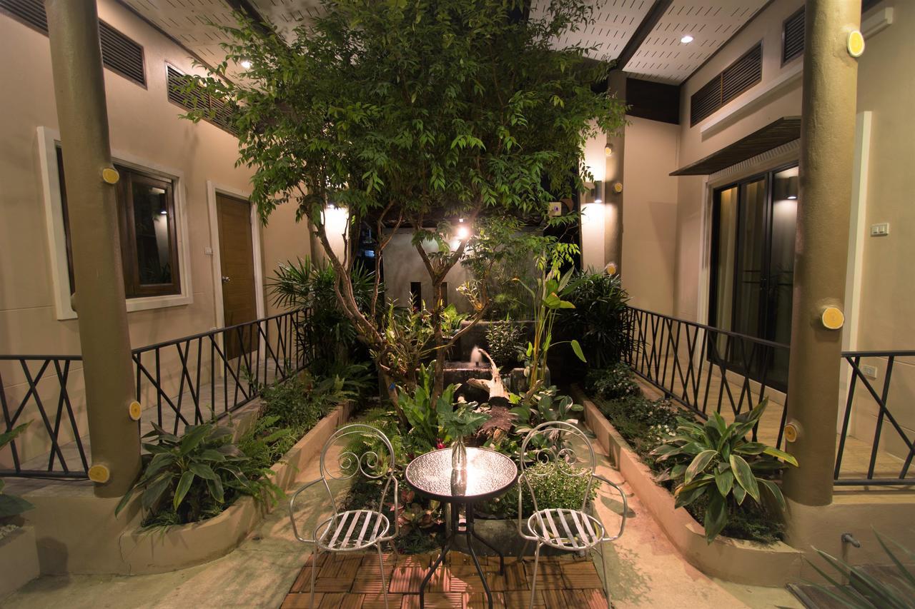 Casa Malee Hotel Chiang Mai Exterior photo