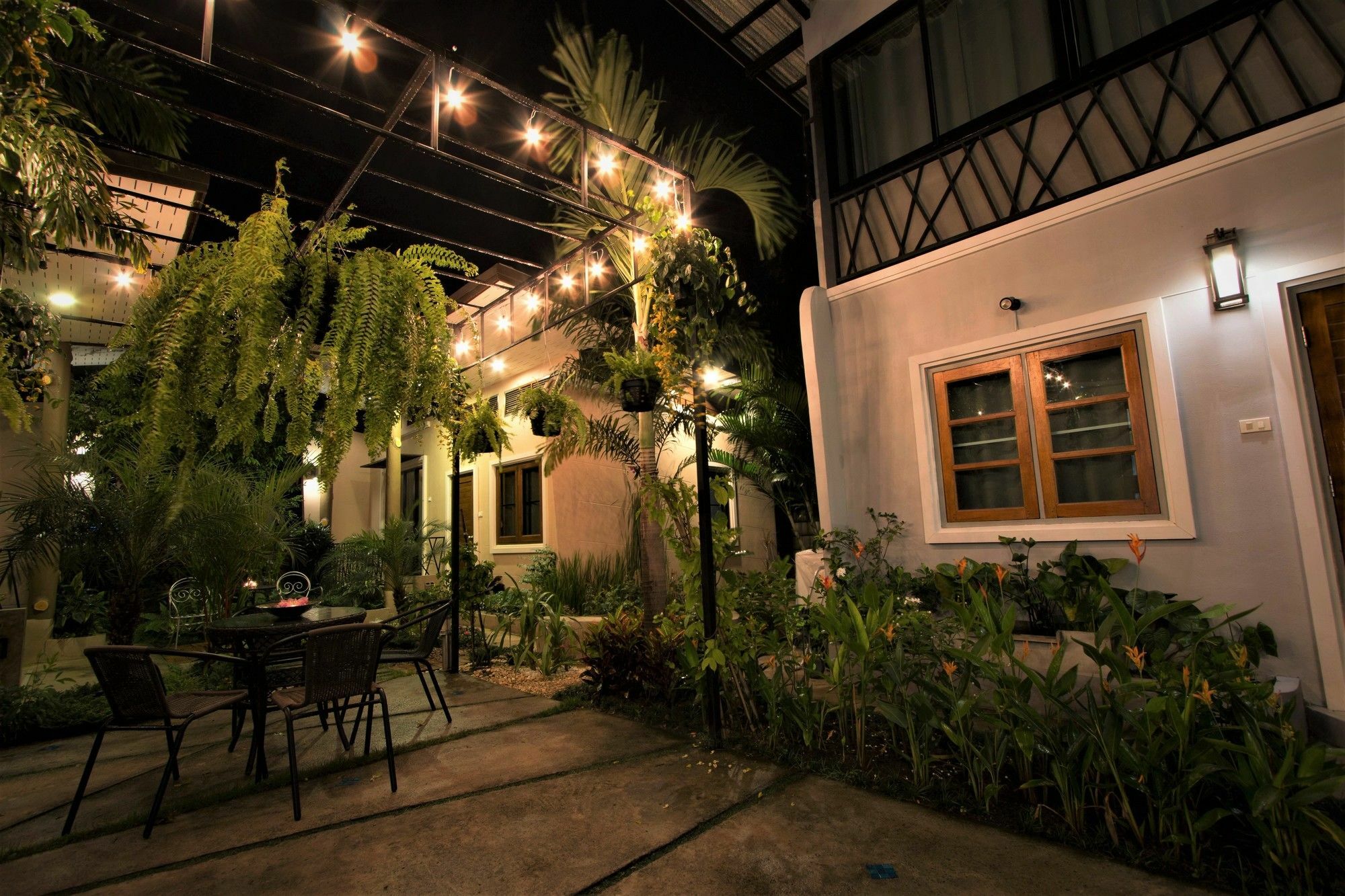 Casa Malee Hotel Chiang Mai Exterior photo